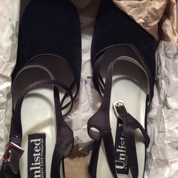 Formal Velvet black slings fits a sz 9 shoes - Picture 1 of 4